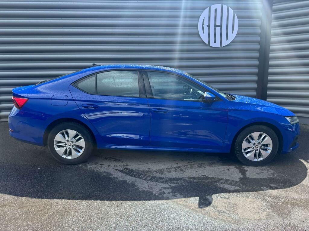 Skoda Octavia 1.0 Tsi Se Technology Euro 6 Ss CY22DDX Blue #2