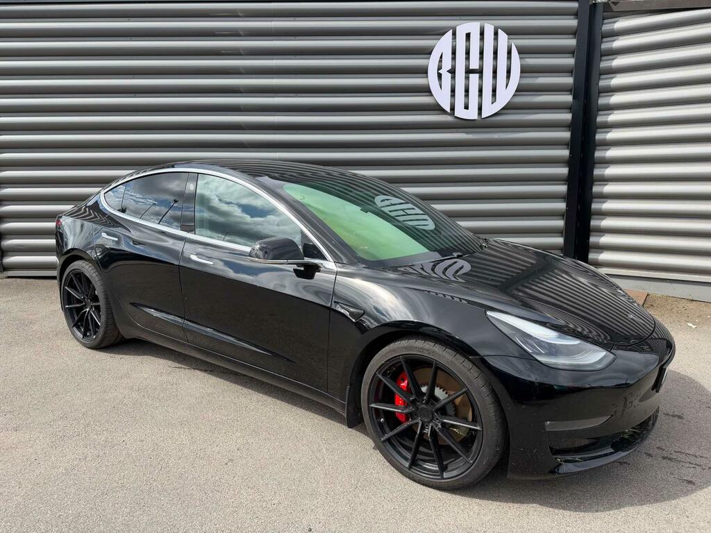 Tesla Model 3 Dual Motor Performance 4Wde Performanc Black