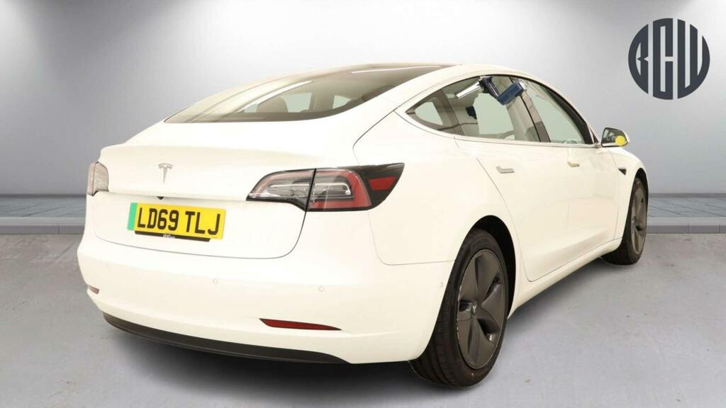 Tesla Model 3 Standard Range Plus Rwd LD69TLJ White #4