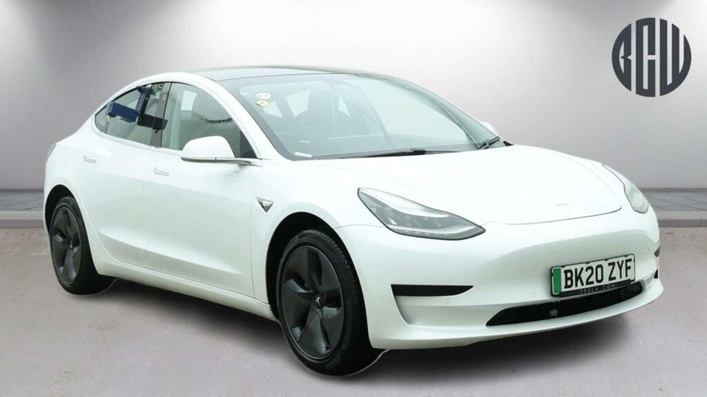 Tesla Model 3 Standard Range Plus White