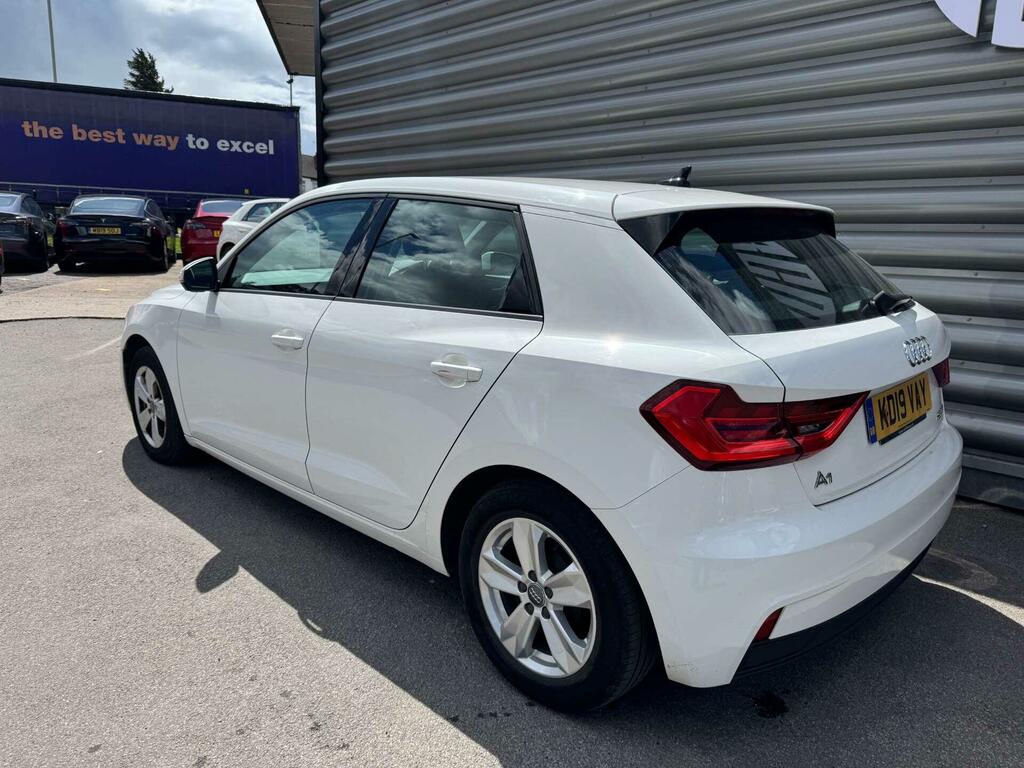 Audi A1 Se White #5