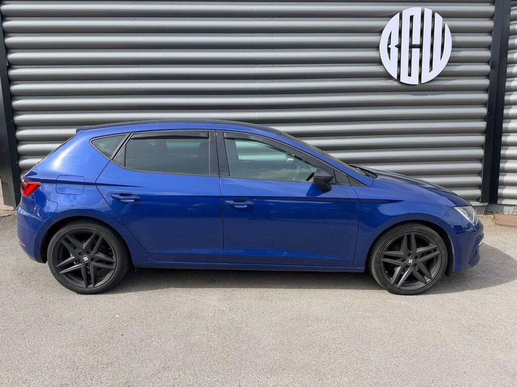 Seat Leon Fr Black Edition Blue #3