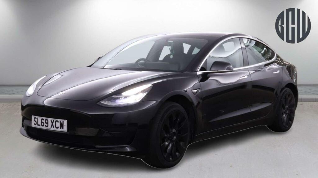 Tesla Model 3 Standard Range Plus Black #2