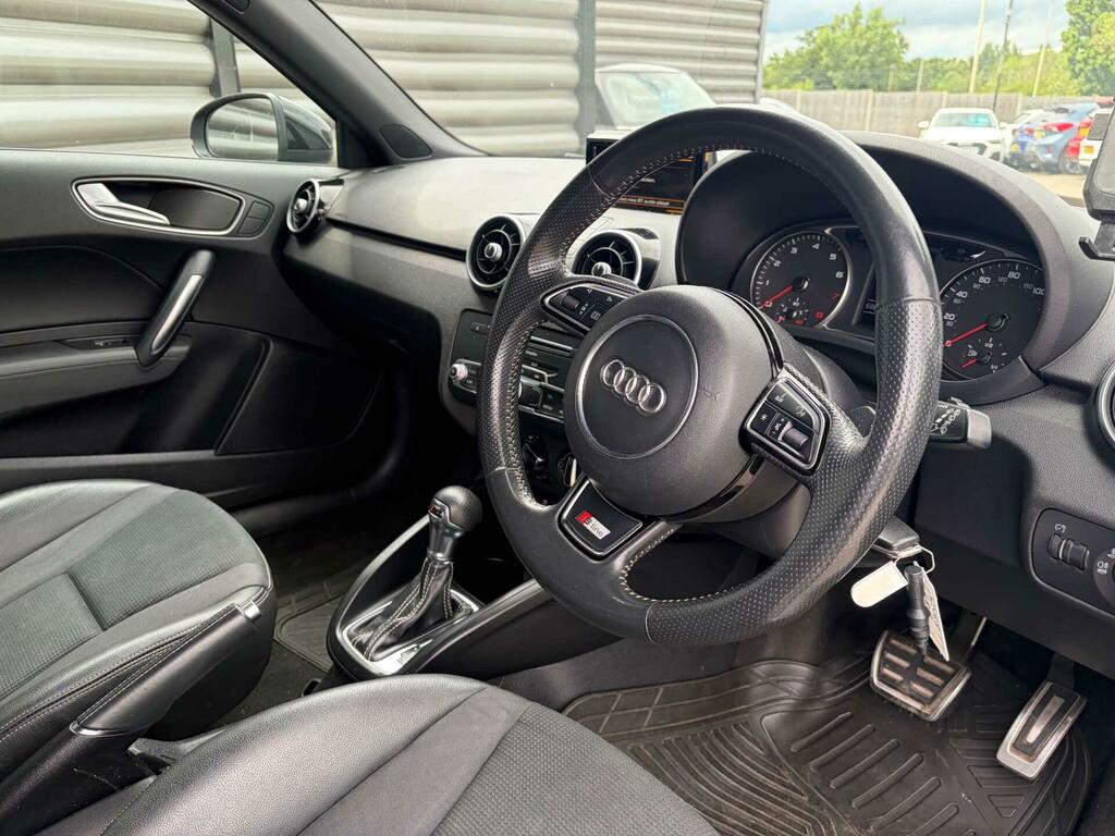 Audi A1 S Line Black #6