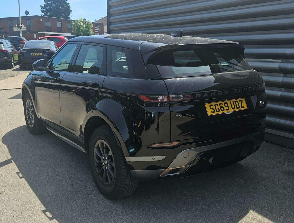 Land Rover Range Rover Evoque R-dynamic Black #6