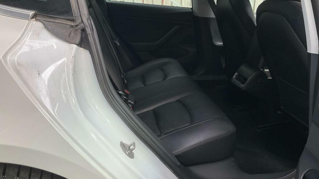 Tesla Model 3 Standard Range Plus Saloon 241 White #7