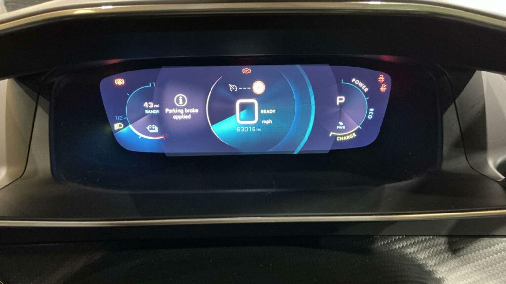 Peugeot e-2008 100Kw Gt 50Kwh Black #10