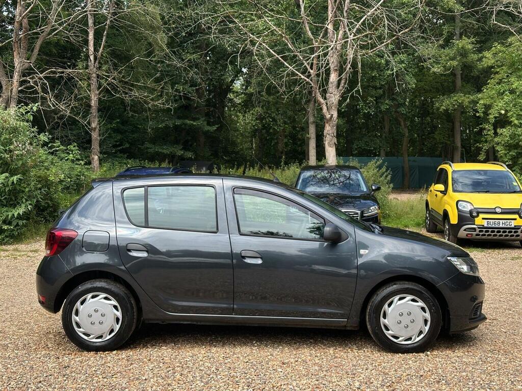Dacia Sandero 0.9 Tce Ambiance Black #40