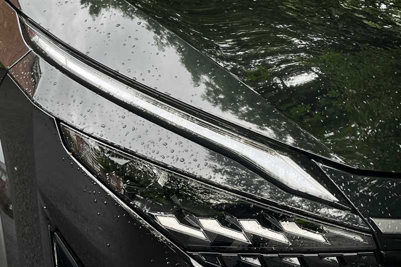 Nissan Qashqai 1.3 Dig-t Mh N-connecta Glass Roof Black #3
