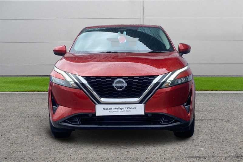 Nissan Qashqai 1.3 Dig-t Mh Acenta Premium FD72DHY Red #4
