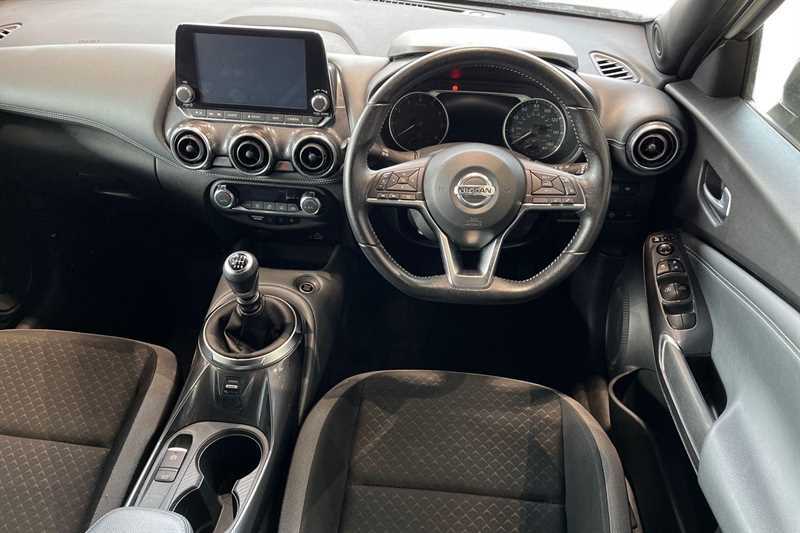 Nissan Juke 1.0 Dig-t N-connecta MW69XBB White #4