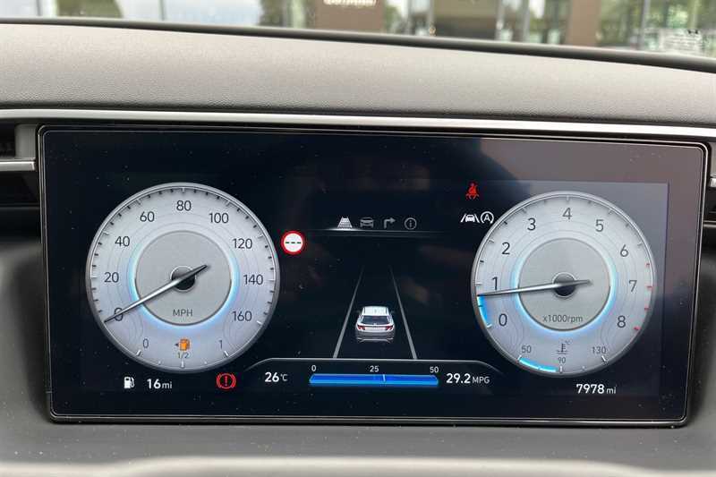 Hyundai Tucson 1.6 Tgdi Ultimate 2Wd DA23KWB Red #2