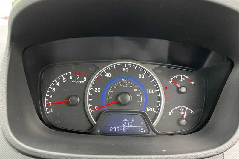 Hyundai I10 1.2 Premium Se Grey #2
