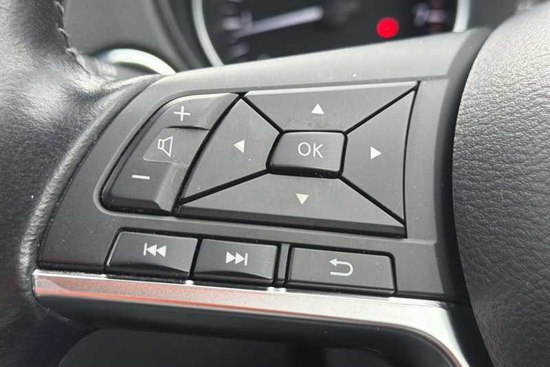 Nissan Qashqai 1.3 Dig-t N-connecta DY19PVA Silver #6