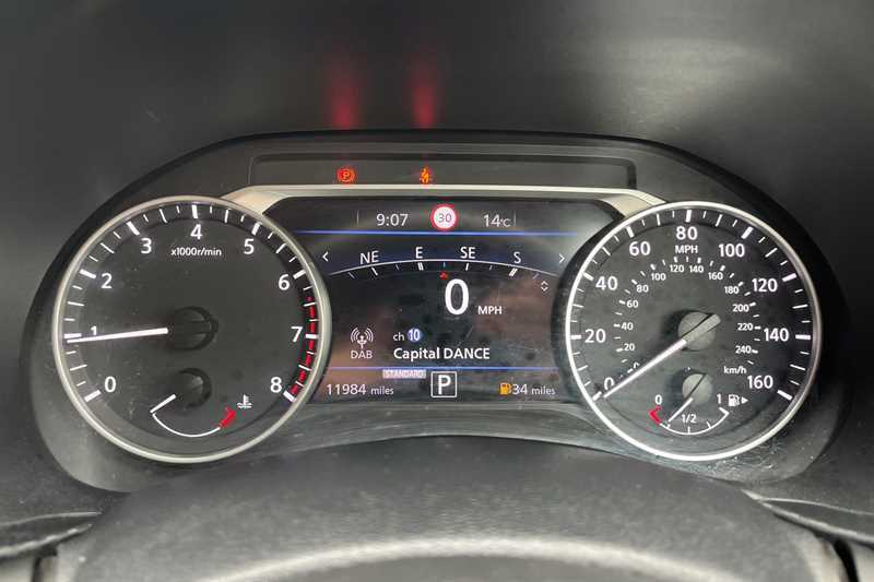 Nissan Juke 1.0 Dig-t 114 N-connecta Dct PE71WZP White #3