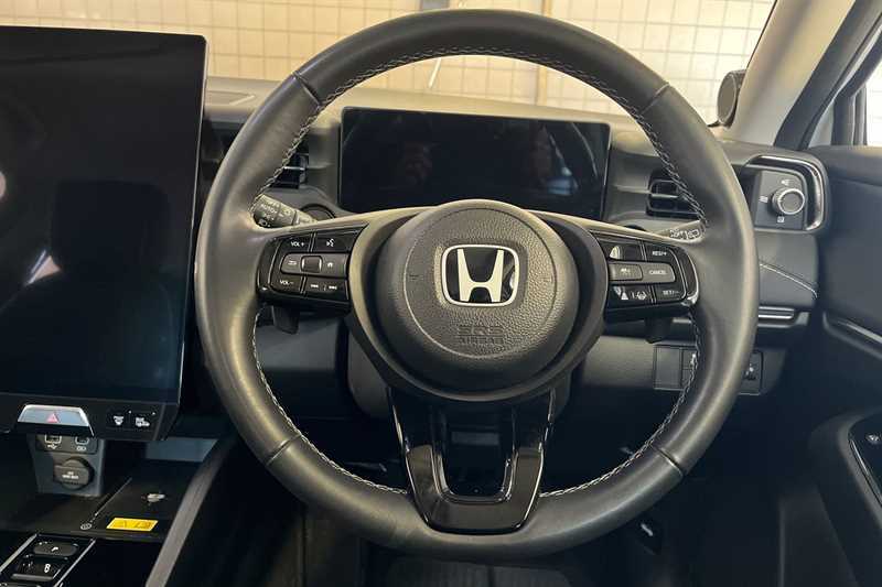 Honda e:Ny1 150Kw Elegance 69Kwh LD24GOH White #2