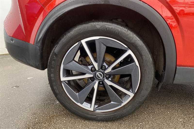 Nissan Qashqai 1.5 E-power Tekna CK23XFL Red #6