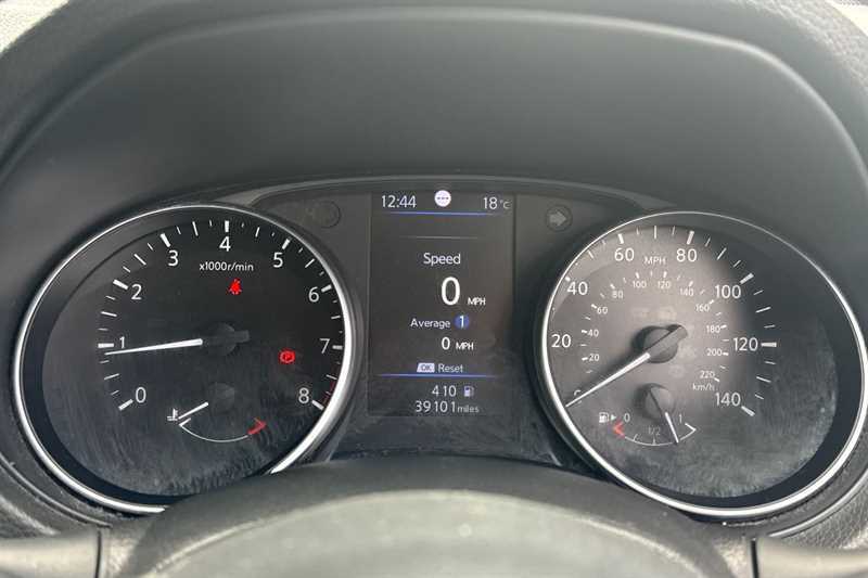 Nissan Qashqai 1.3 Dig-t Acenta Premium MF69DXD Silver #3