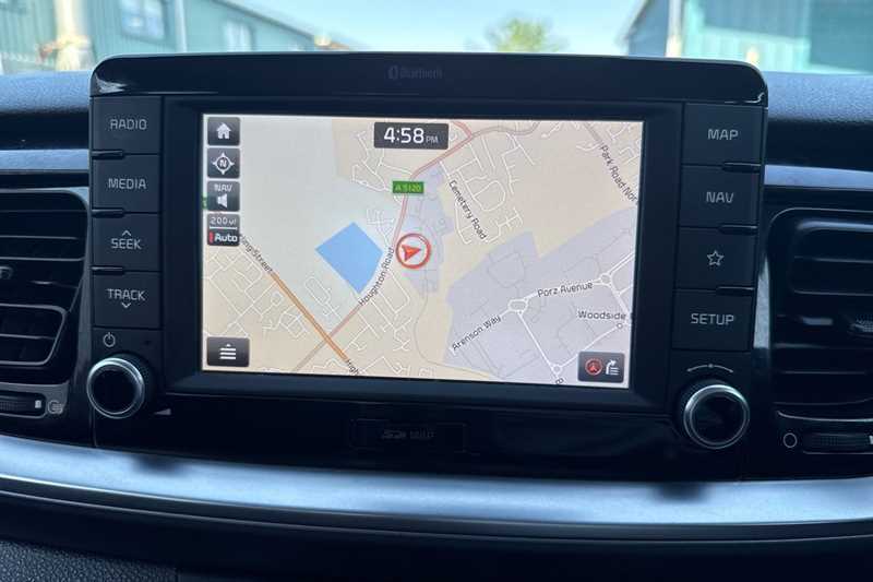 Kia Stonic 1.6 Crdi First Edition Red #4