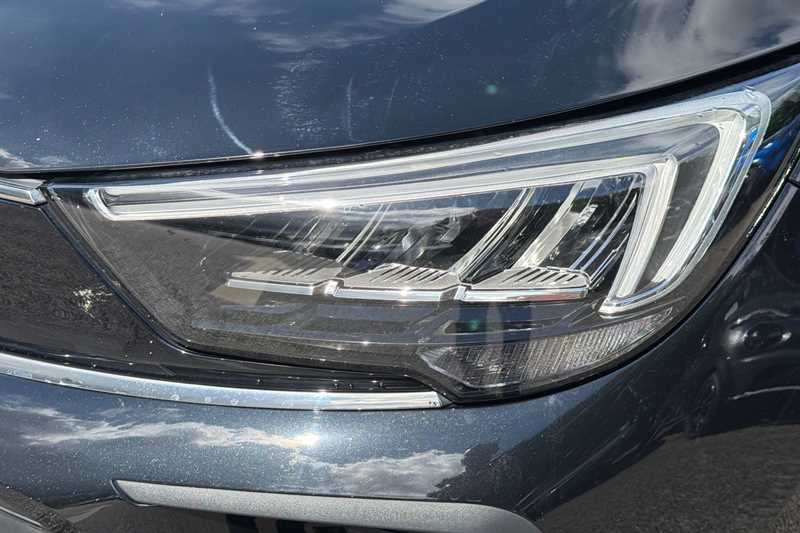 Vauxhall Crossland 1.2 Design MT22FPE Black #4