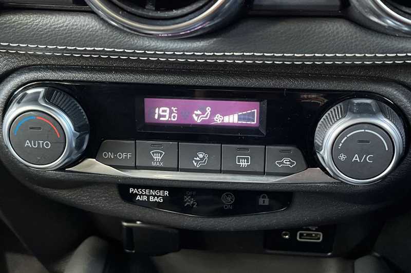 Nissan Juke 1.0 Dig-t N-connecta Black
