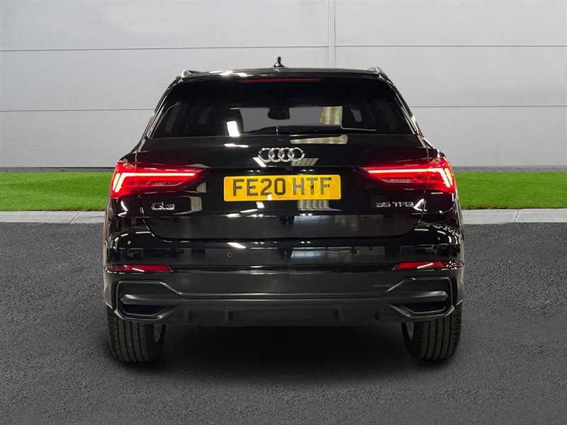 Audi Q3 35 Tfsi S Line FE20HTF Black #4