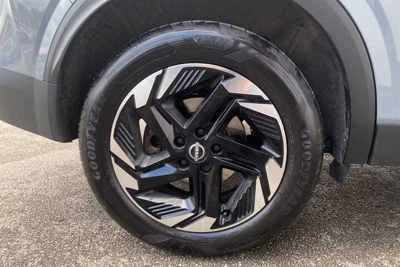 Nissan Qashqai 1.3 Dig-t Mh N-connecta YE75FUB Grey #6