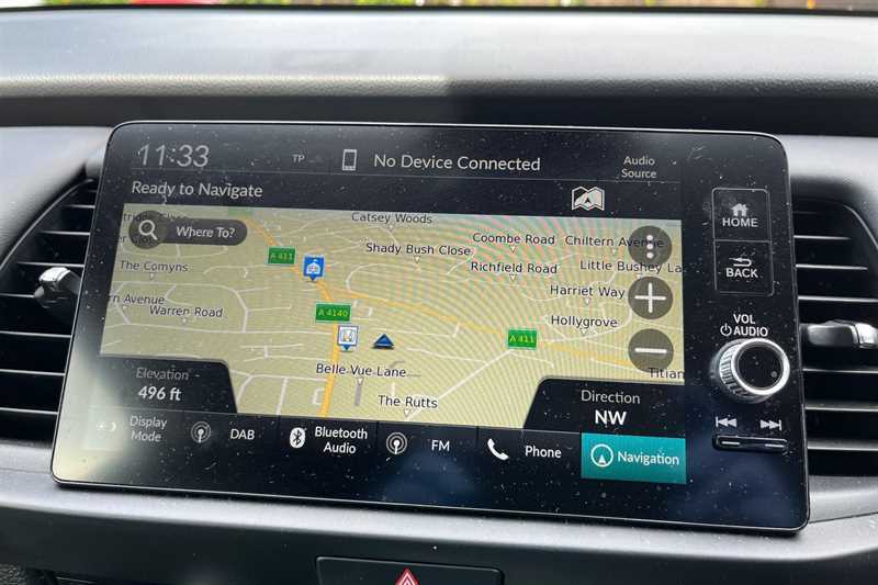 Honda Jazz 1.5 I-mmd Hybrid Crosstar Advance Ecvt KD23EYF Red #5