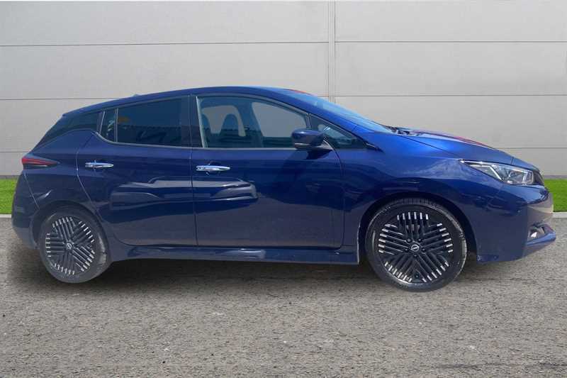 Nissan Leaf 110Kw N-connecta 39Kwh PK23ZVJ Blue #3
