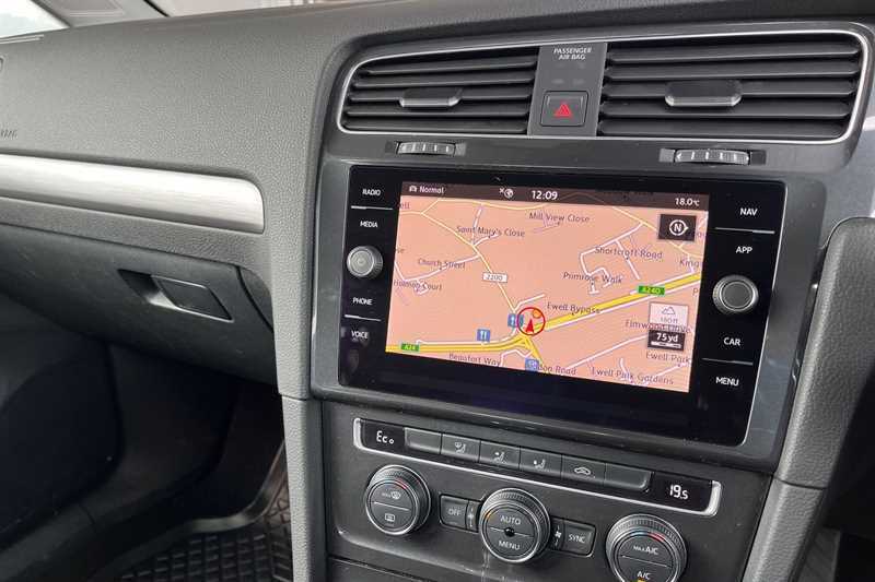 Volkswagen e-Golf 99Kw E-golf 35Kwh Black #5