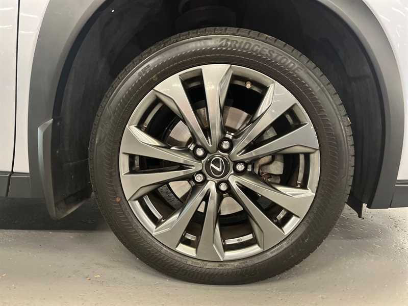 Lexus UX 250H 2.0 F-sport Design Cvt DA23UVB Silver #6
