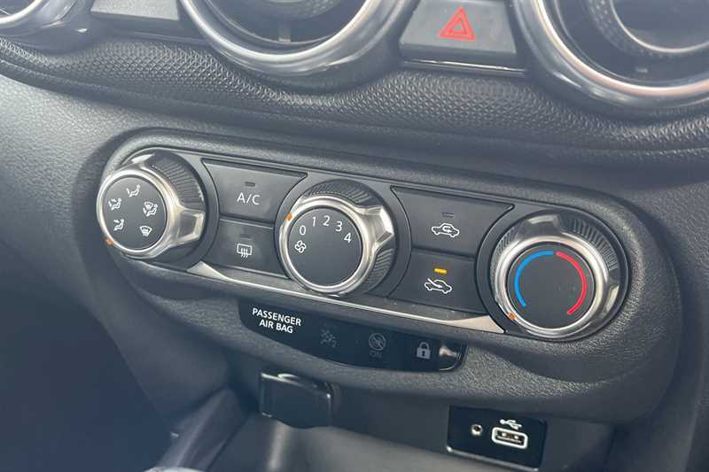 Nissan Juke 1.0 Dig-t Acenta Dct