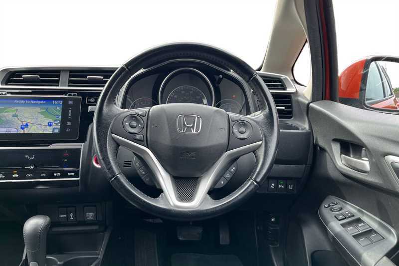 Honda Jazz 1.3 I-vtec Ex Navi Cvt CN68WND Orange #4
