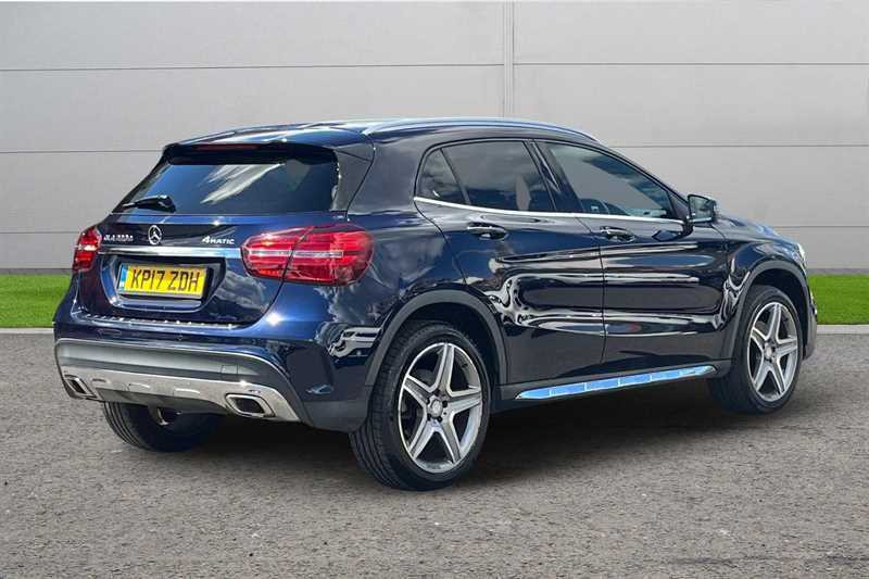 Mercedes-Benz GLA Class Gla 220D 4Matic Amg Line Prem Plus KP17ZDH Blue #3