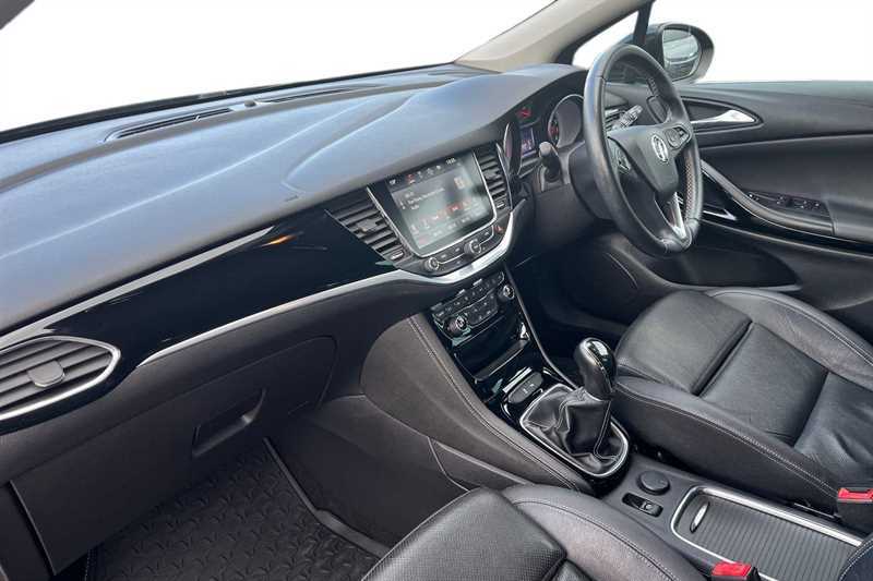 Vauxhall Astra 1.4T 16V 150 Elite Nav Black