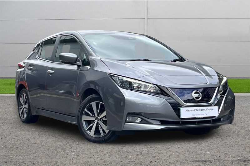 Nissan Leaf 110Kw Acenta 40Kwh 6.6Kw Charger Grey