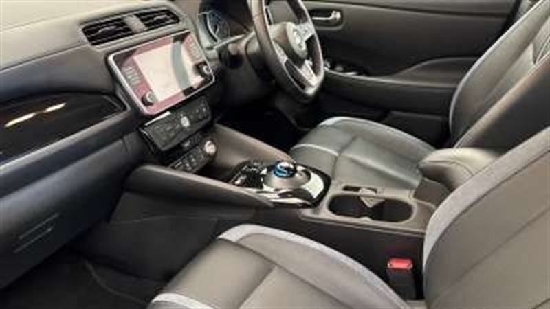 Nissan Leaf 160Kw E Tekna 62Kwh Black #2