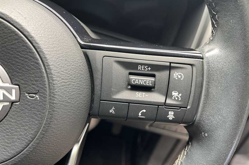 Nissan Qashqai 1.3 Dig-t Mh N-connecta MF23VCG Black #5