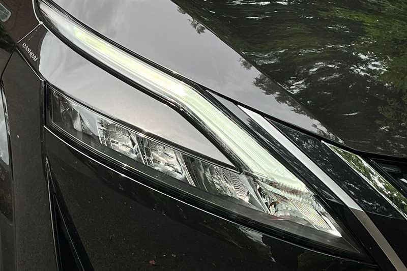 Nissan Qashqai 1.3 Dig-t Mh N-connecta MF23VCG Black #2