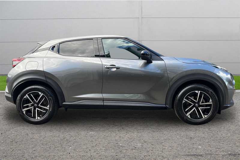 Nissan Juke 1.6 Hybrid N-connecta MM25YDO #3