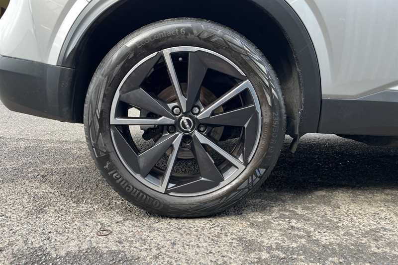 Nissan Qashqai 1.3 Dig-t Mh 158 Tekna Xtronic Silver #6
