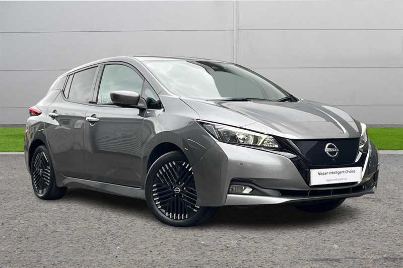 Nissan Leaf 110Kw N-connecta 39Kwh Grey