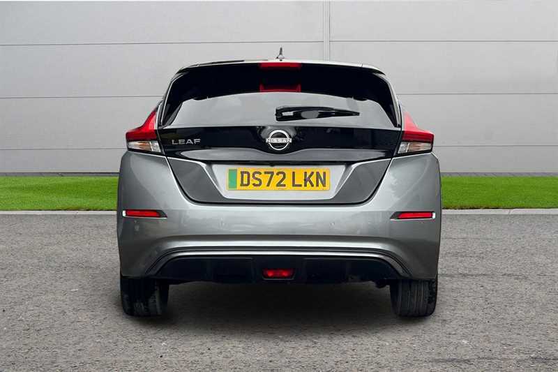 Nissan Leaf 110Kw N-connecta 39Kwh Grey #4