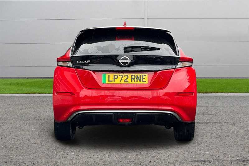 Nissan Leaf 160Kw E N-connecta 59Kwh Red #4