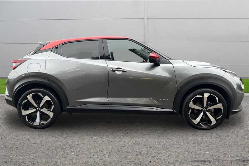 Nissan Juke 1.6 Hybrid Tekna BW72OTZ Red #3