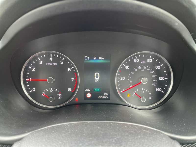 Kia Stonic 1.0T Gdi 48V Gt-line S Dct YUI7561 White #5