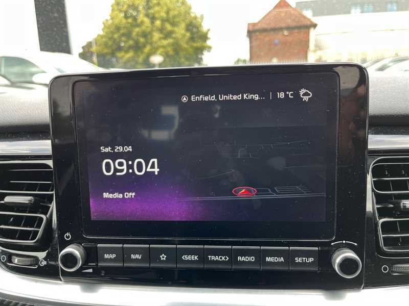 Kia Stonic 1.0T Gdi 48V Gt-line S Dct YUI7561 White