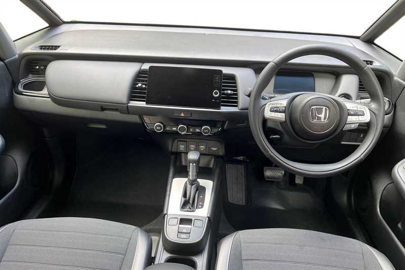Honda Jazz 1.5 I-mmd Hybrid Crosstar Advance Ecvt RA25USC Black #4