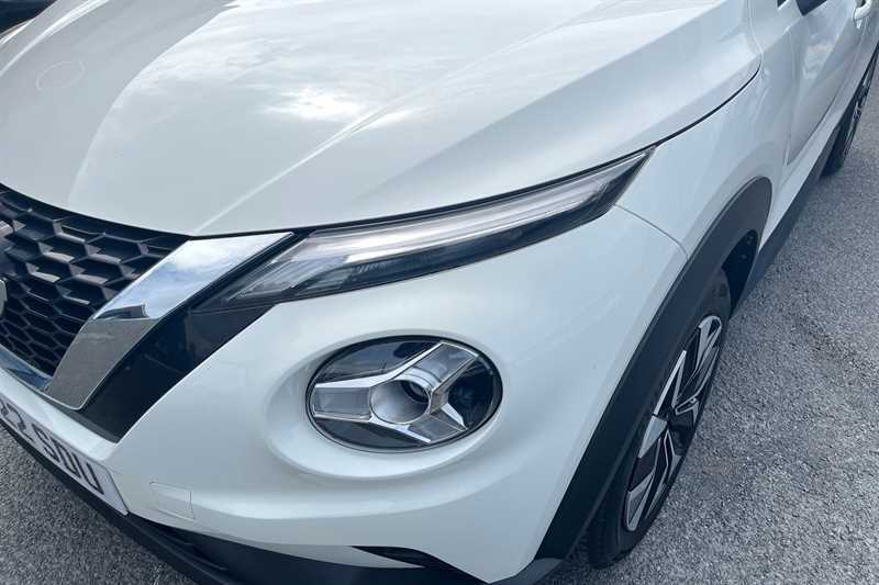 Nissan Juke 1.0 Dig-t 114 Acenta DV22SDU White #2