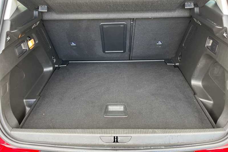 Vauxhall Grandland Hatchback White #14